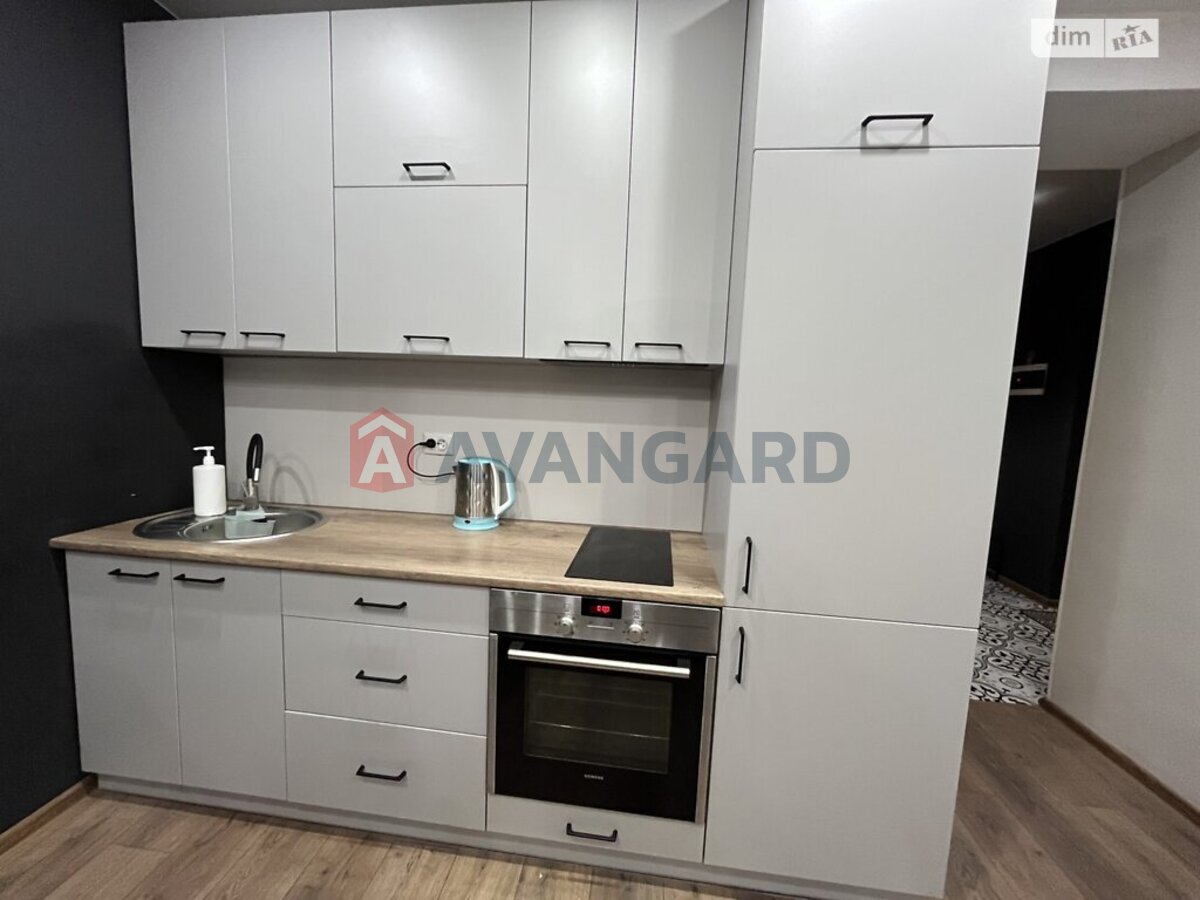 1 ��. ��������, 38/-/10 ��. �., 5/8 ������ ���� 22