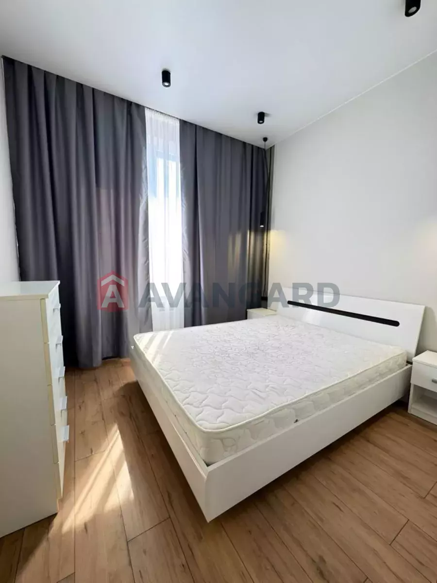 2 комн. квартира, 40/-/10 кв. м., 17/19 этаж фото 1 2 комн. квартира, 40/-/10 кв. м., 17/19 этаж фото 1