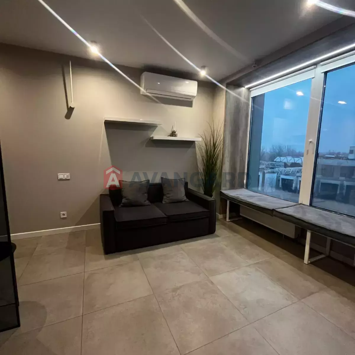 1 . , 44/-/- . ., 4/23   13