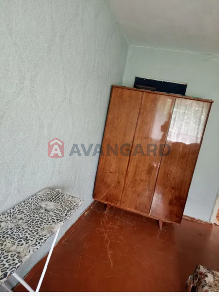 1 ��. ��������, 46/-/7 ��. �., 5/5 ������ ���� 3