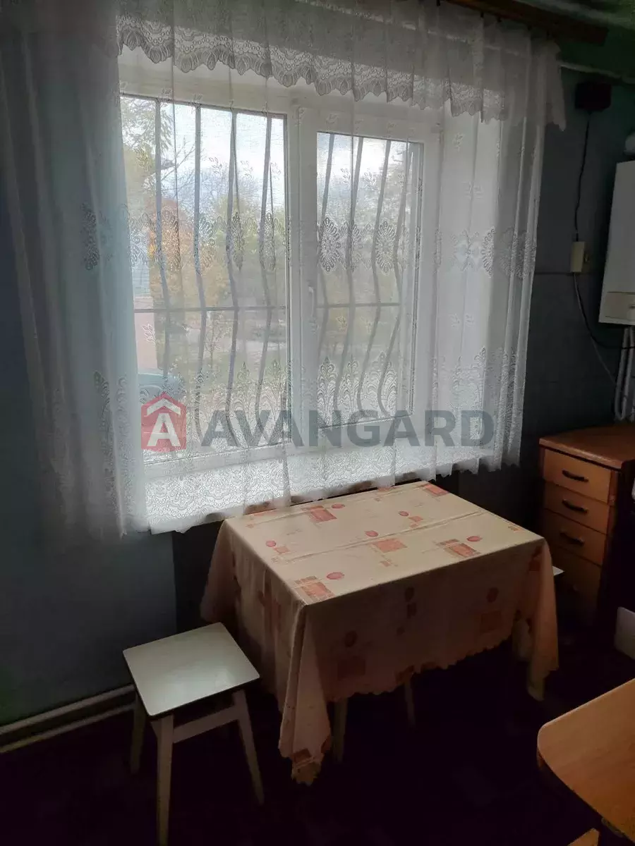 1 ��. ��������, 43/-/9 ��. �., 1/2 ������ ���� 9