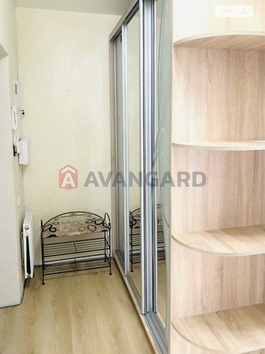 1 ��. ��������, 45/16/15 ��. �., 2/10 ������ ���� 8