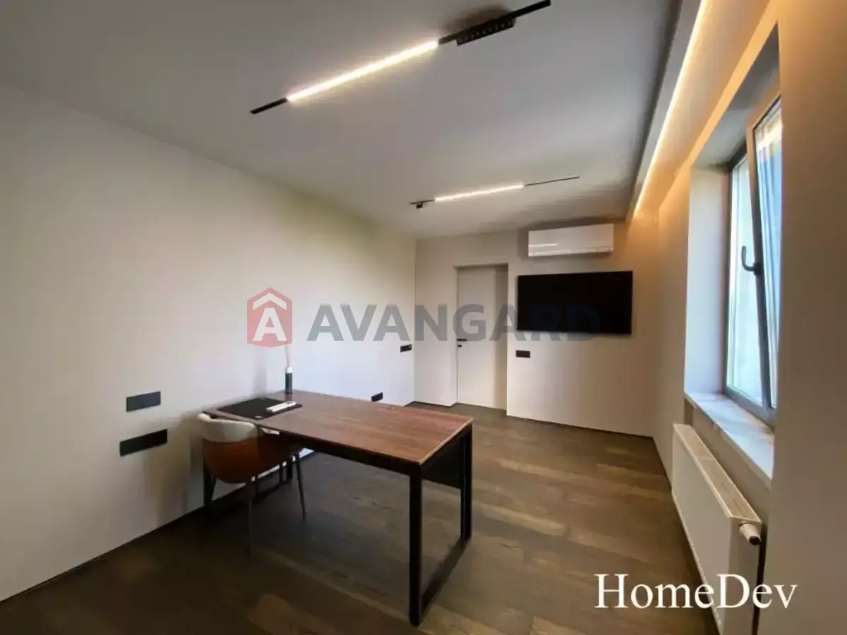 4 ��. ��������, 138/-/25 ��. �., 4/6 ������ ���� 24