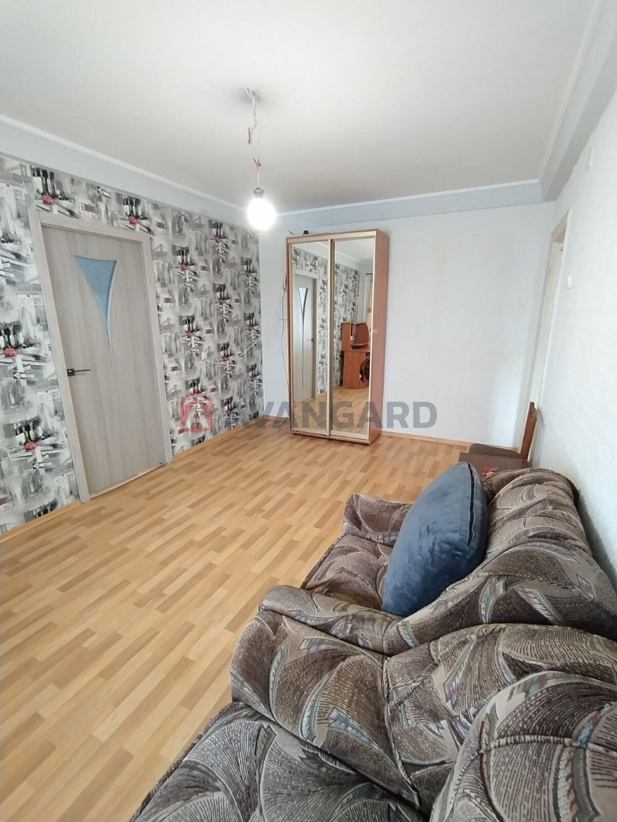 2 ��. ��������, 45/-/6 ��. �., 5/5 ������ ���� 2