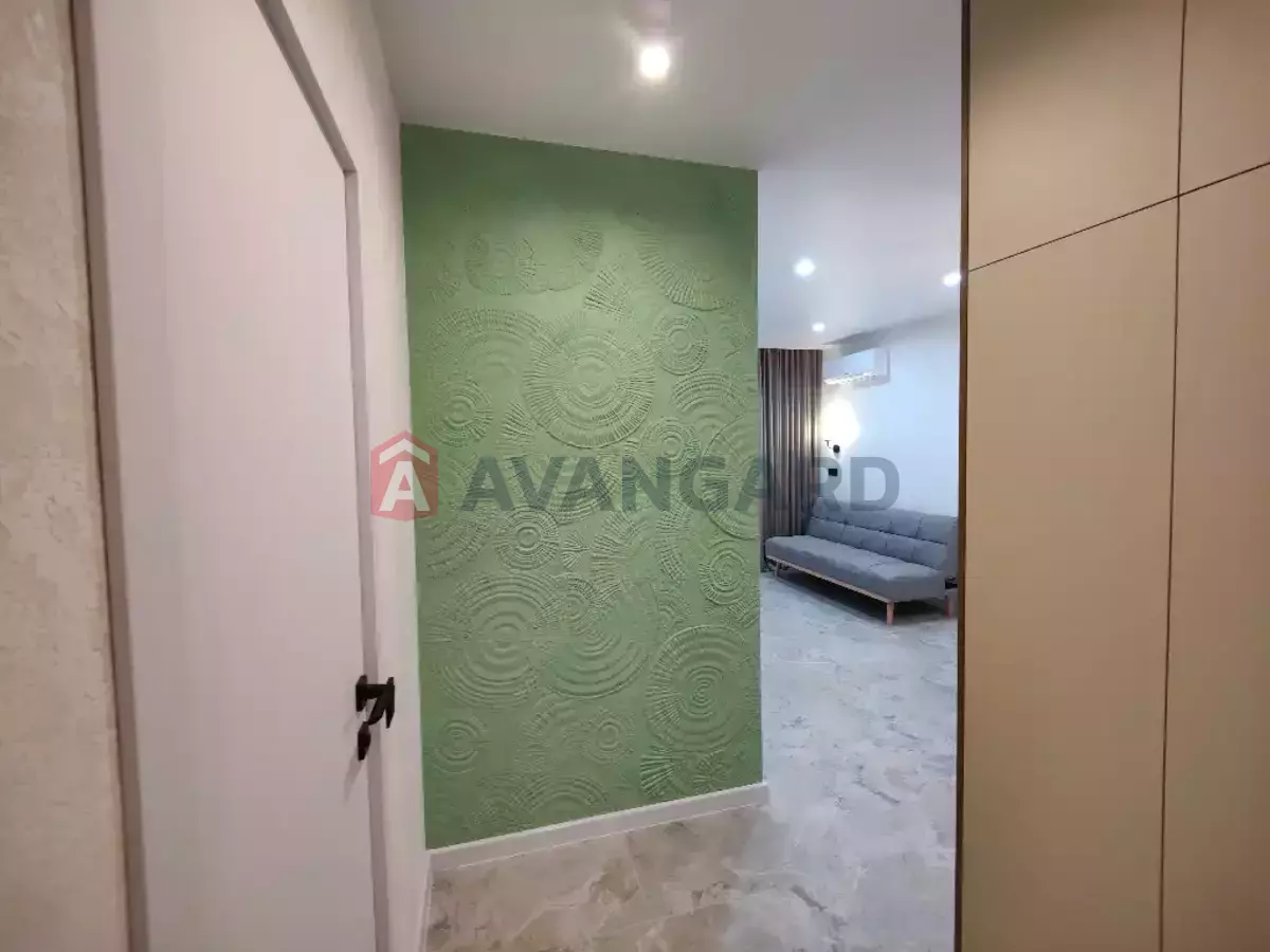 1 ��. ��������, 37/-/15 ��. �., 5/10 ������ ���� 11