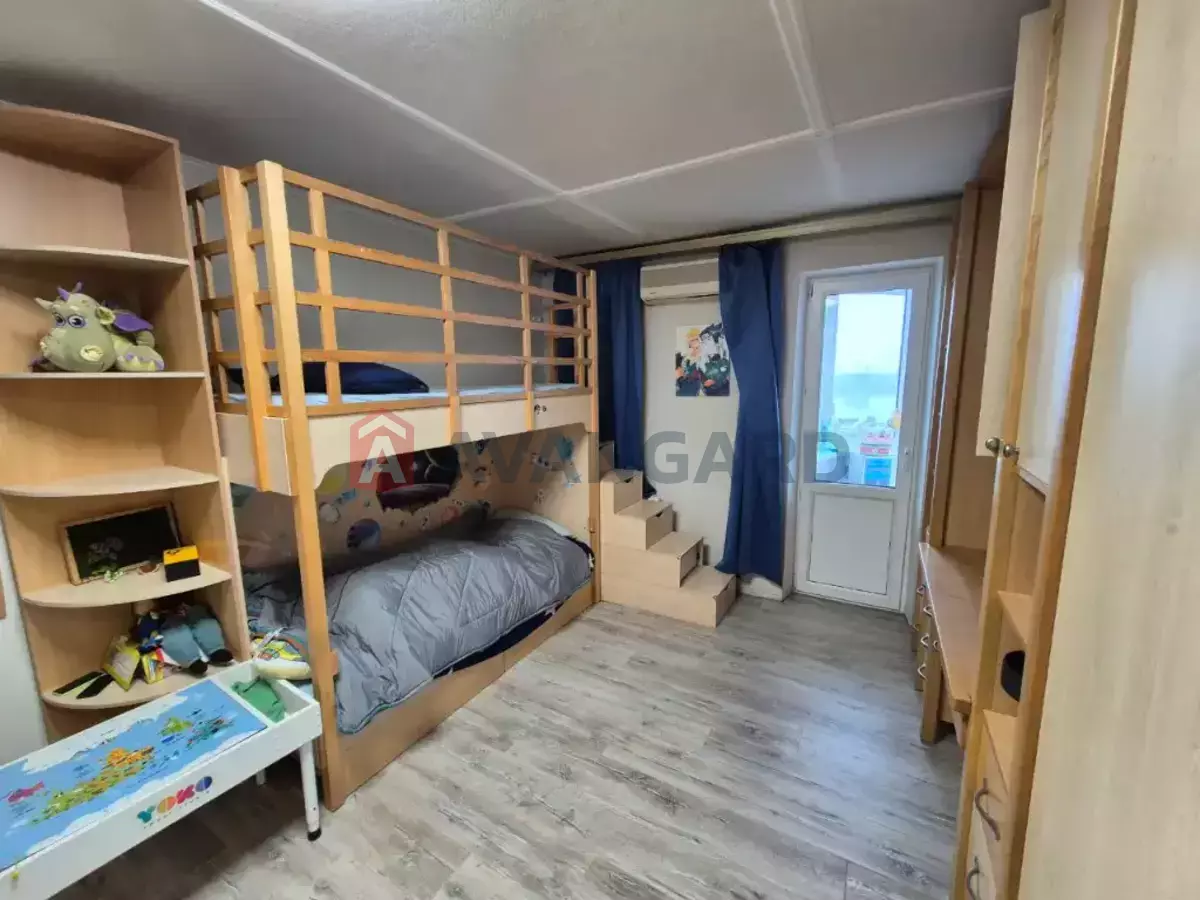 2 ����. ��������, 60/-/- ��. �., 7/11 ���� ���� 12