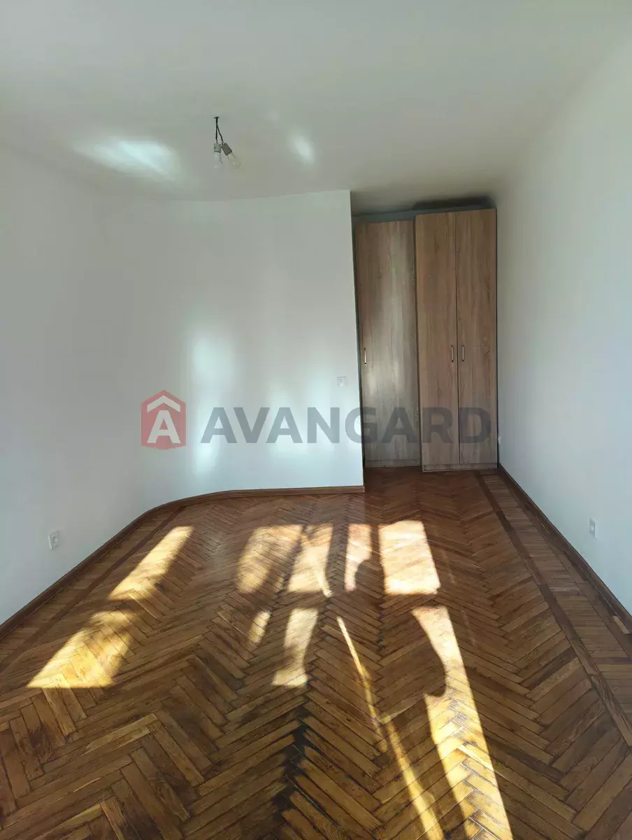 2 ����. ��������, 45/-/15 ��. �., 2/4 ���� ���� 8