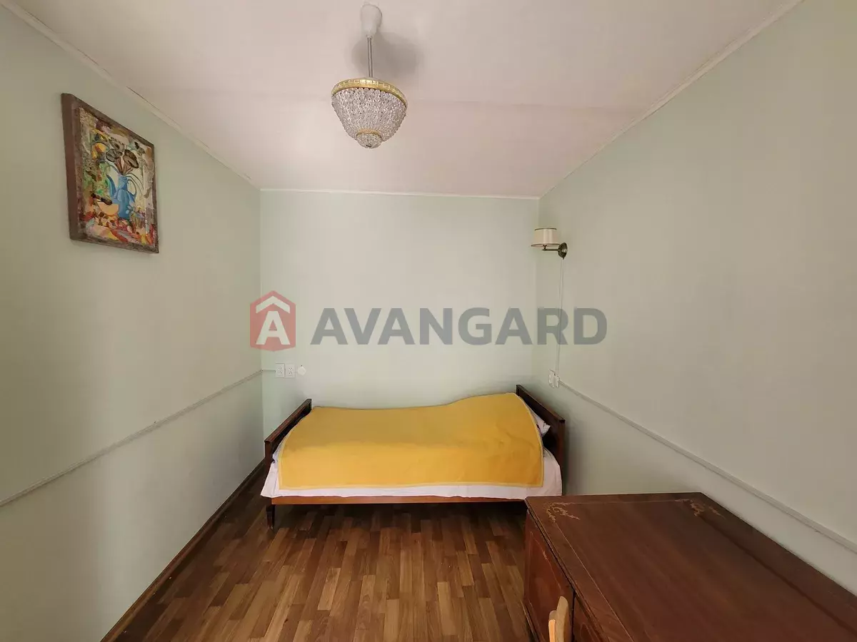 2 . , 46/-/8 . ., 3/9   7