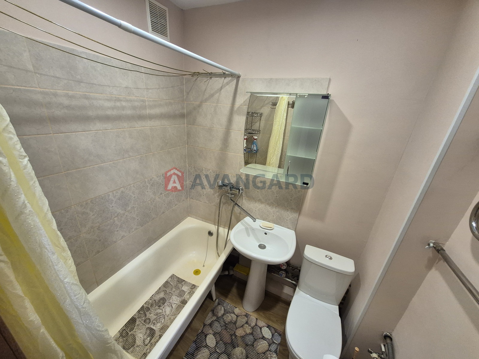 1 ����. ��������, 31/-/8 ��. �., 7/9 ���� ���� 6