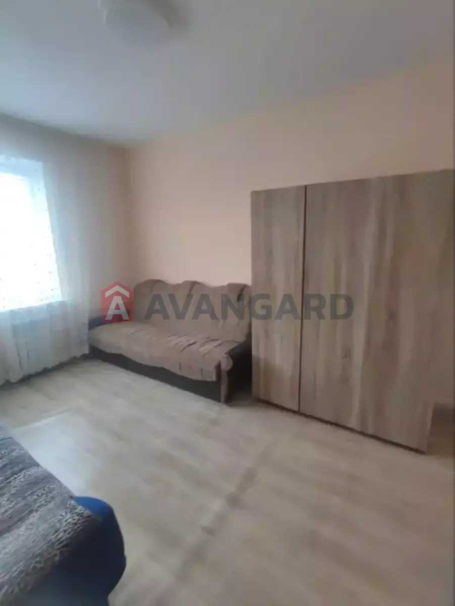 2 ��. ��������, 46/28/8 ��. �., 10/10 ������ ���� 11