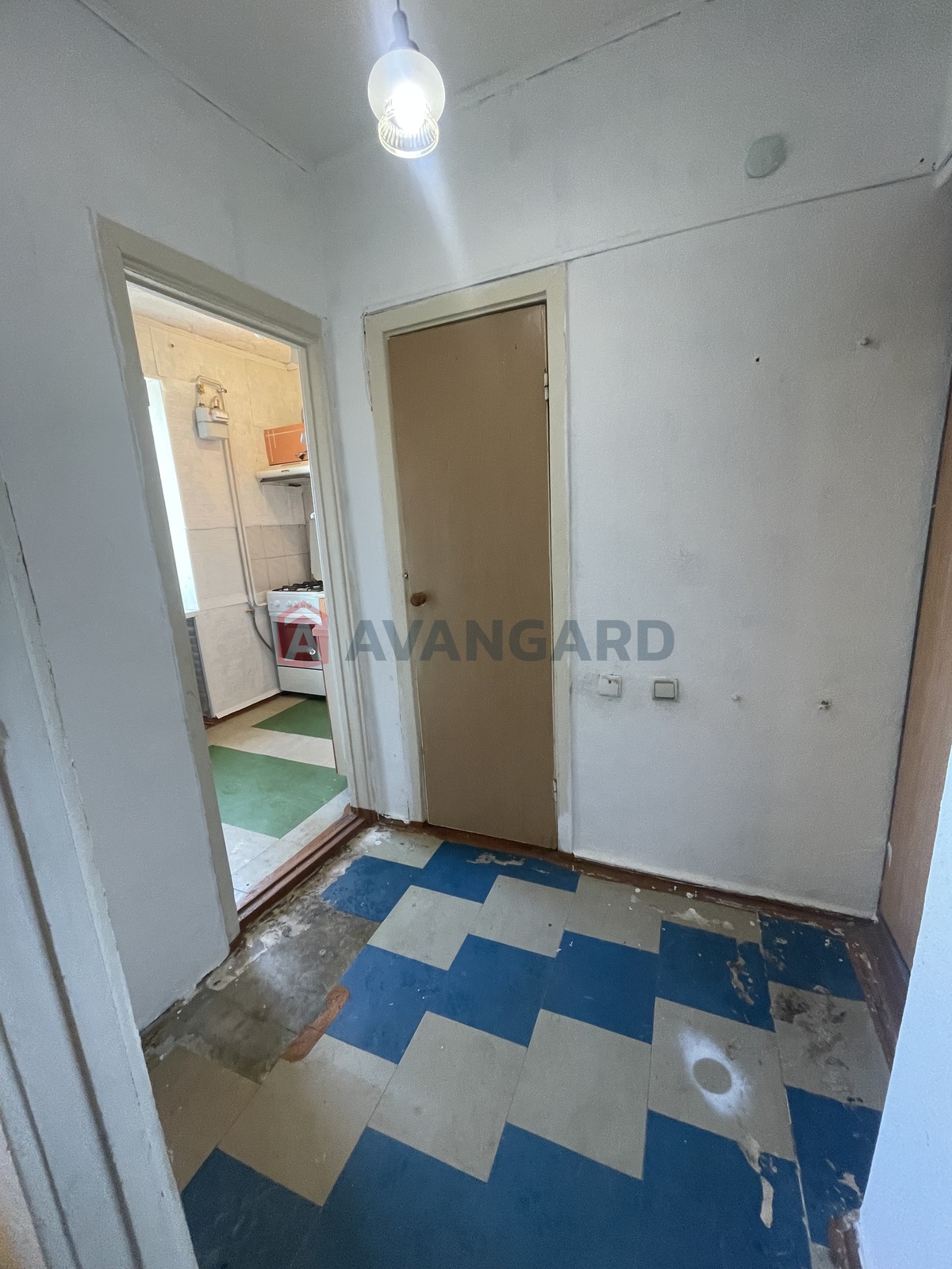 1 ����. ��������, 26/-/5 ��. �., 5/5 ���� ���� 8