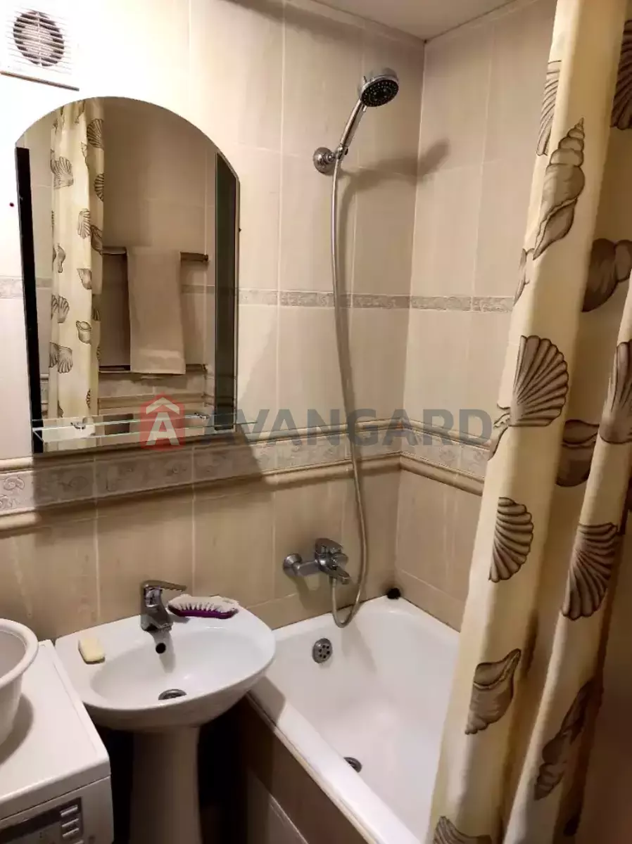 1 ��. ��������, 33/-/- ��. �., 7/9 ������ ���� 9