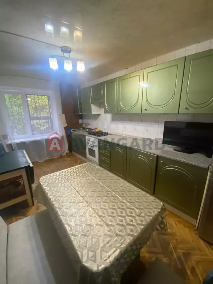 3 . , 73/43/12 . ., 2/9   6