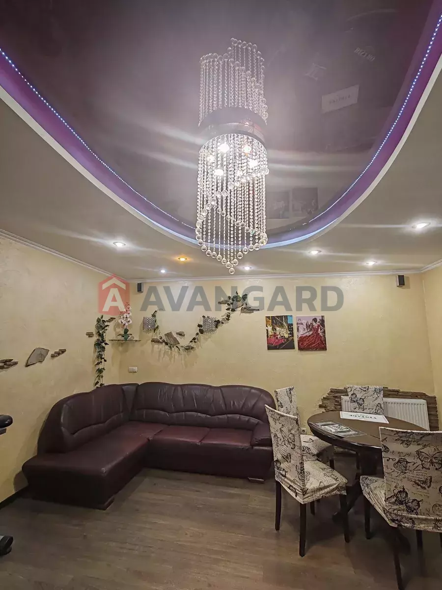 4 ����. ��������, 101/-/9 ��. �., 6/17 ���� ���� 21