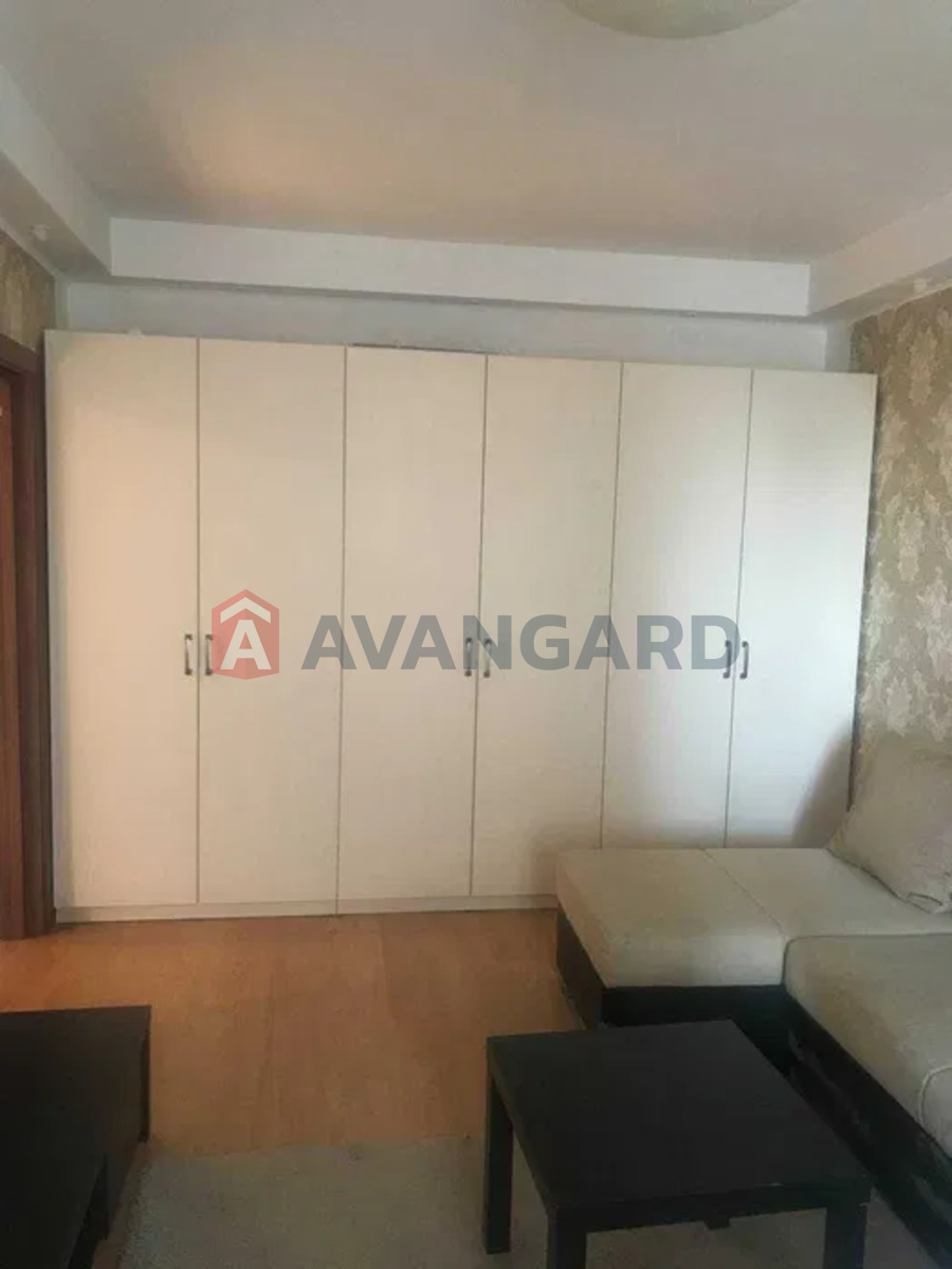 1 ��. ��������, 46/-/11 ��. �., 15/16 ������ ���� 4