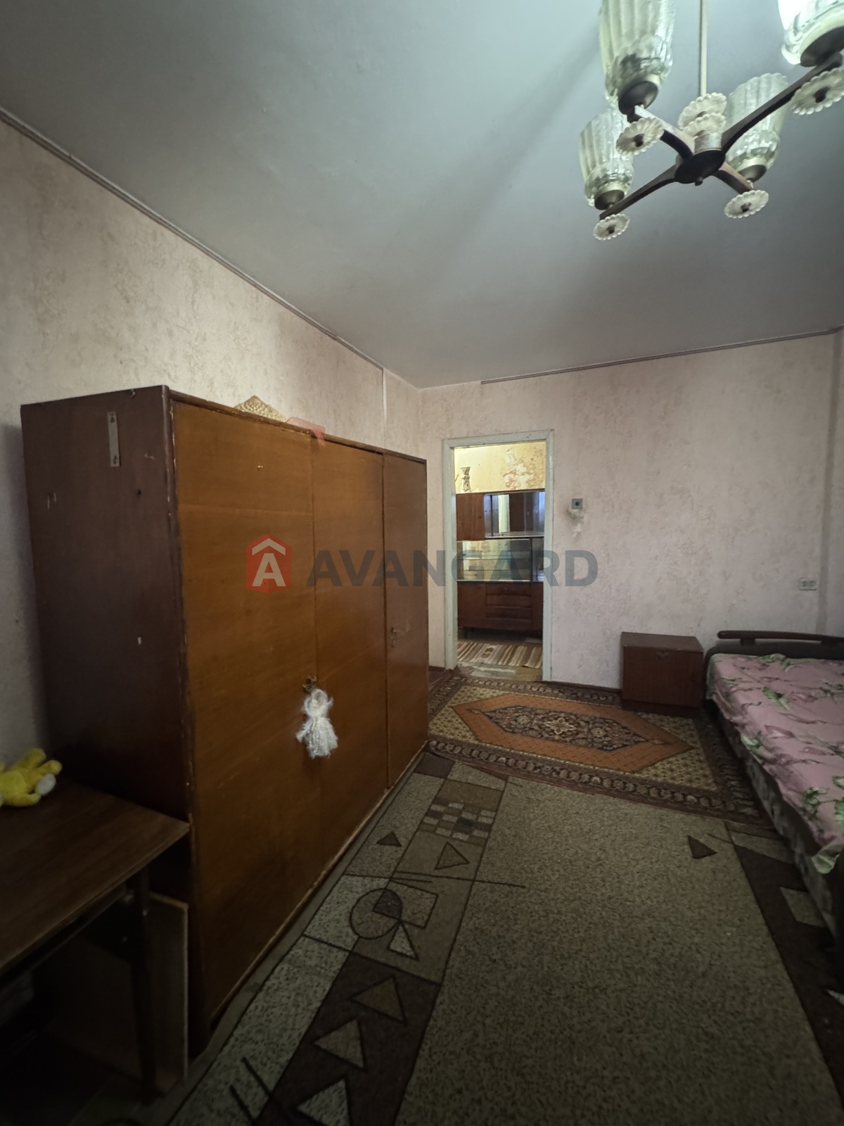 1 ��. ��������, 30/-/7 ��. �., 8/9 ������ ���� 5