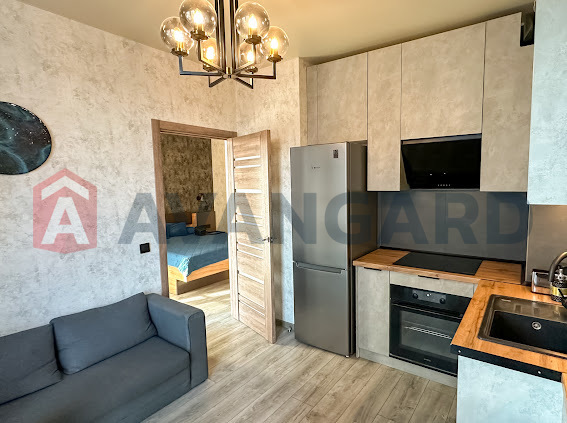 2 ��. ��������, 45/-/- ��. �., 8/13 ������ ���� 4