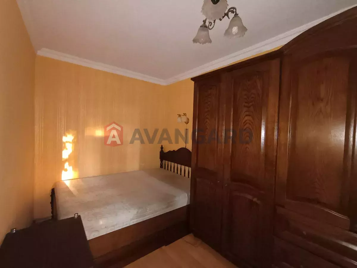 3 ����. ��������, 60/-/7 ��. �., 2/5 ���� ���� 12