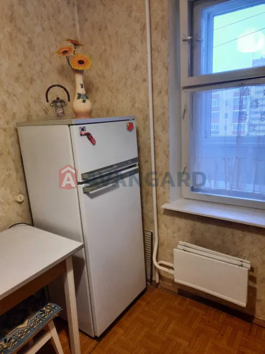 1 ����. ��������, 33/-/6 ��. �., 9/10 ���� ���� 4