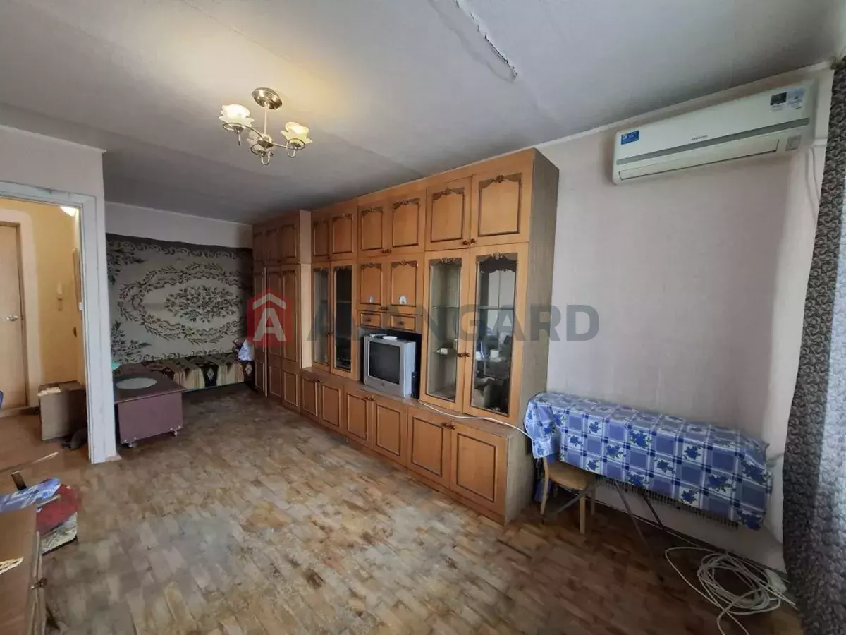 1 ��. ��������, 41/-/8 ��. �., 11/16 ������ ���� 9