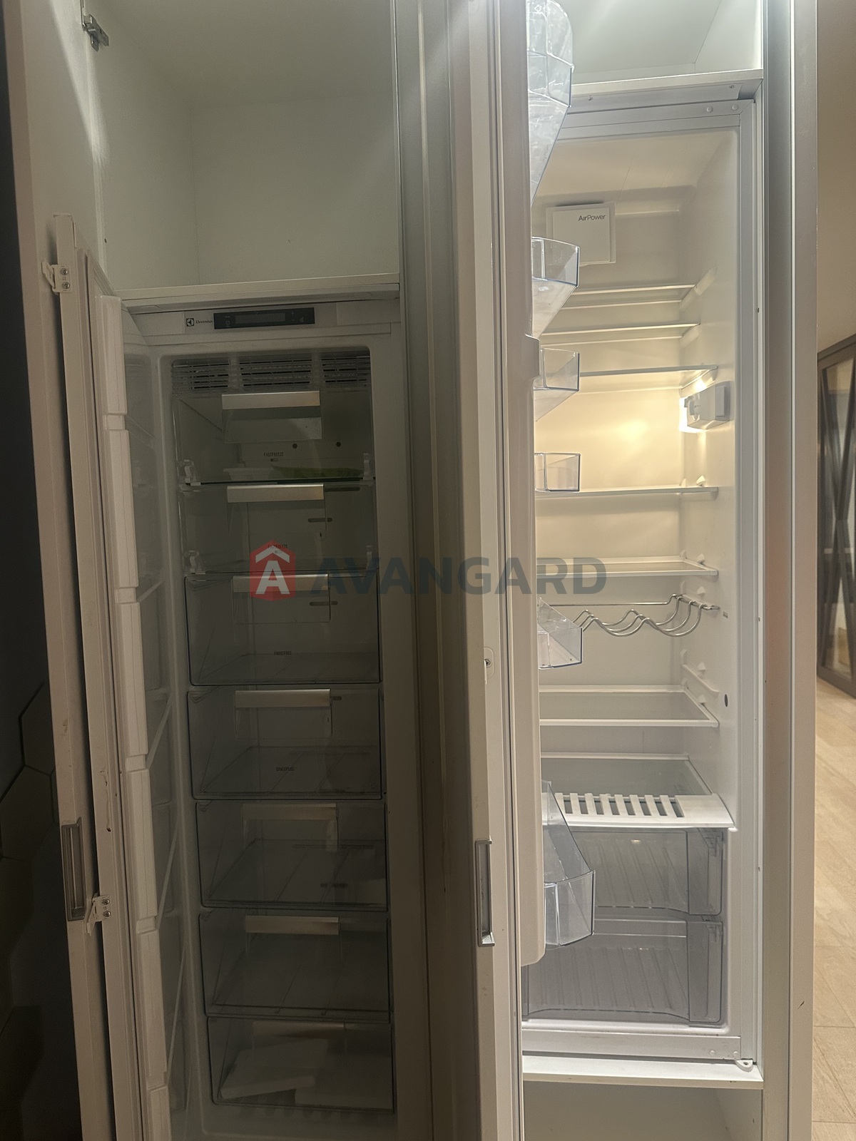 2 ��. ��������, 84/-/20 ��. �., 23/25 ������ ���� 7