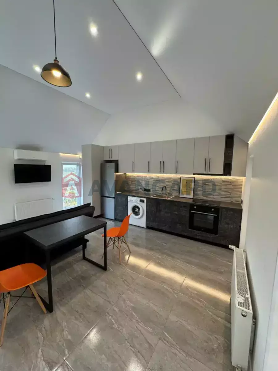 1 кім. квартира, 45/15/20 кв. м., 2/4 поверх фото 2 1 кім. квартира, 45/15/20 кв. м., 2/4 поверх фото 2