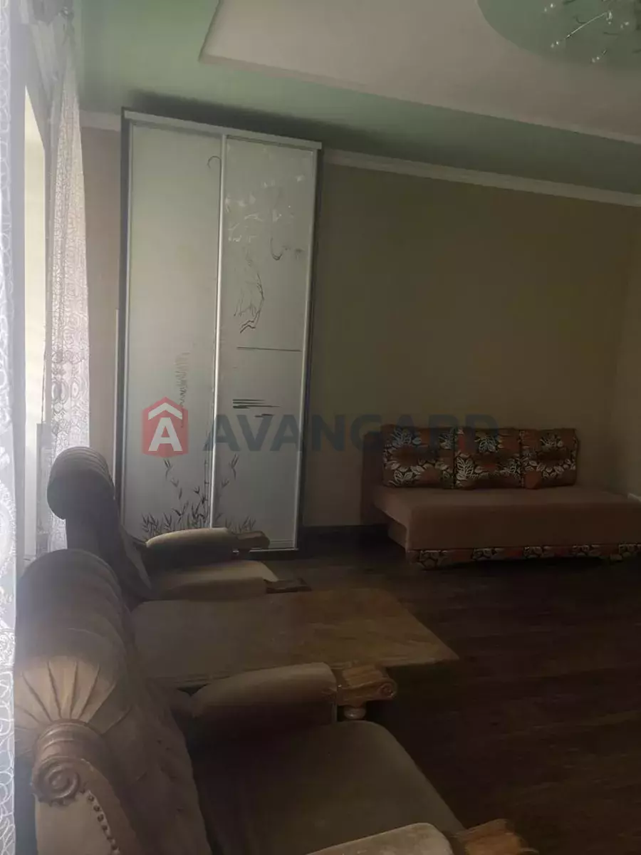 2 ����. ��������, 64/-/8 ��. �., 2/2 ���� ���� 3