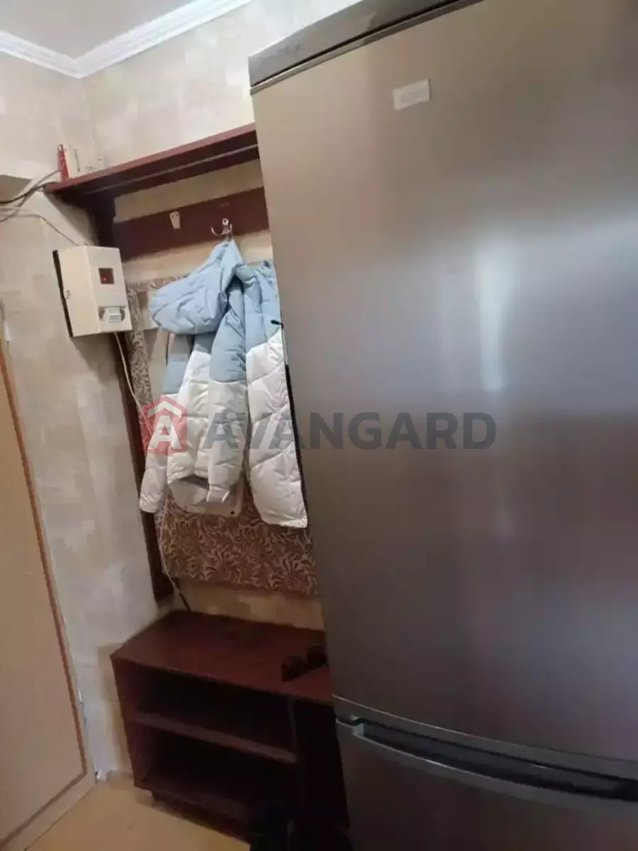 1 ��. ��������, 32/18/6 ��. �., 4/5 ������ ���� 8