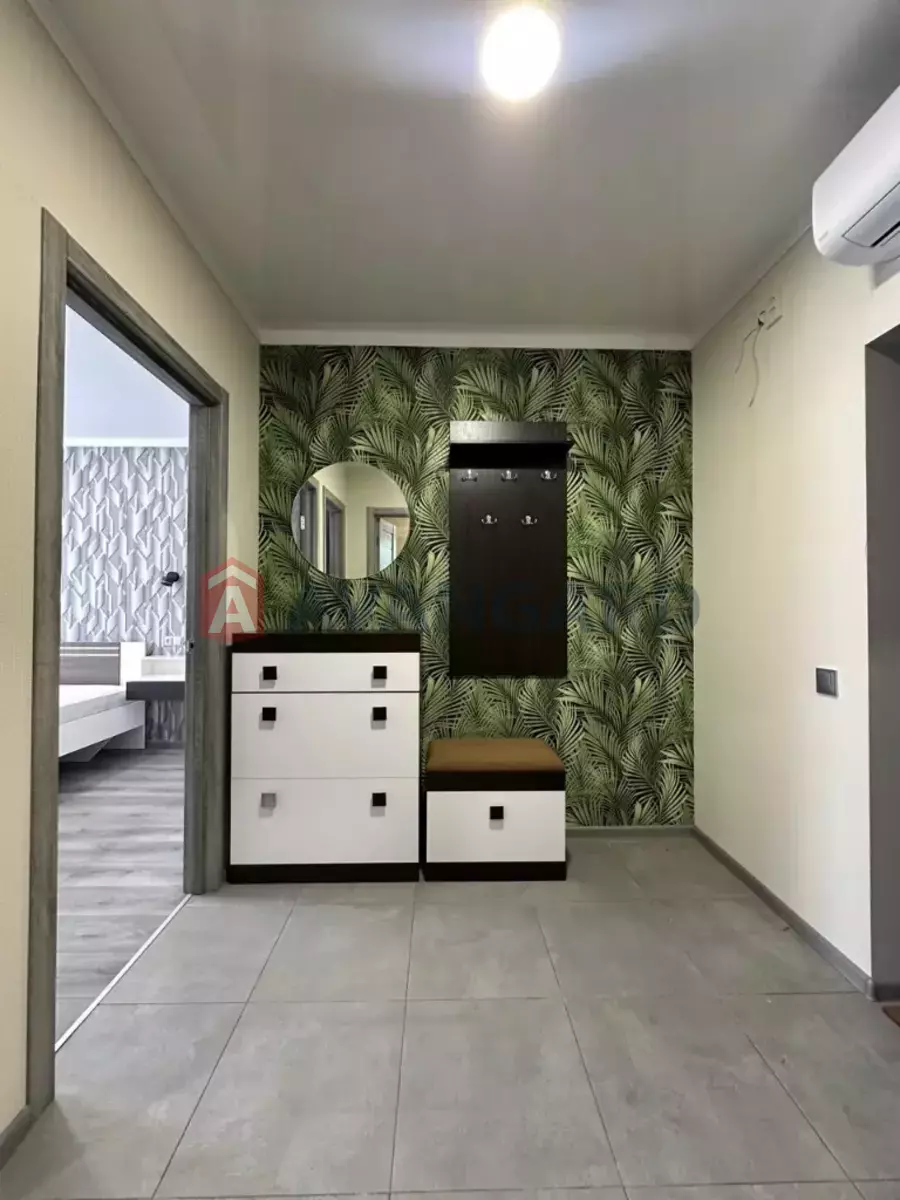 1 ��. ��������, 45/-/- ��. �., 8/10 ������ ���� 6