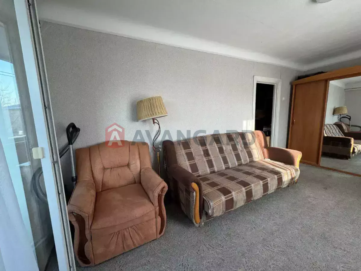 1 ����. ��������, 31/18/6 ��. �., 5/5 ���� ���� 8