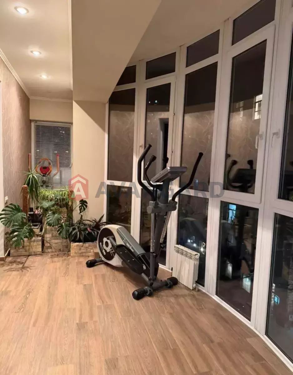 4 ��. ��������, 172/-/- ��. �., 3/9 ������ ���� 7