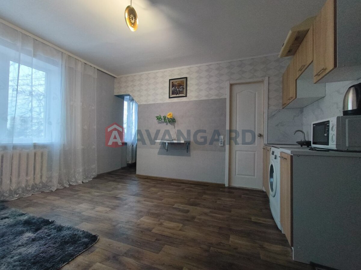 2 ����. ��������, 30/-/- ��. �., 2/5 ���� ���� 7