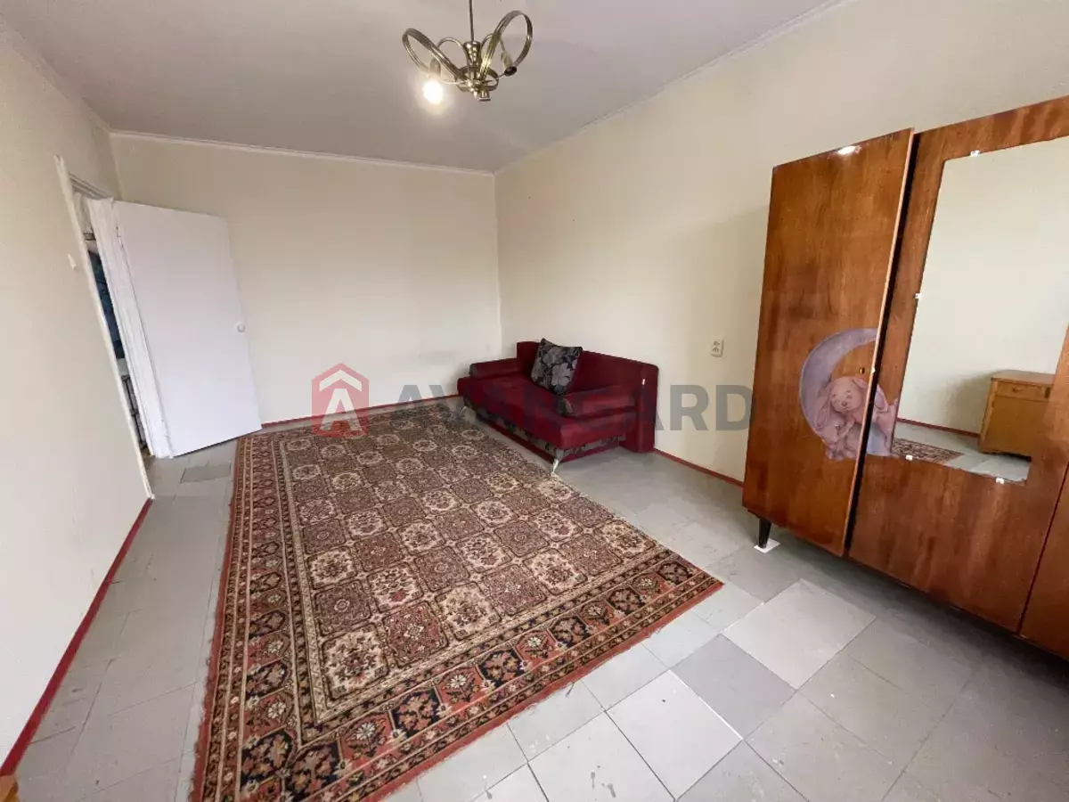 1 ��. ��������, 38/19/9 ��. �., 5/9 ������ ���� 2