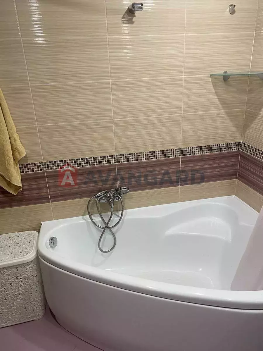 3 . , 65/-/6 . ., 7/9   8