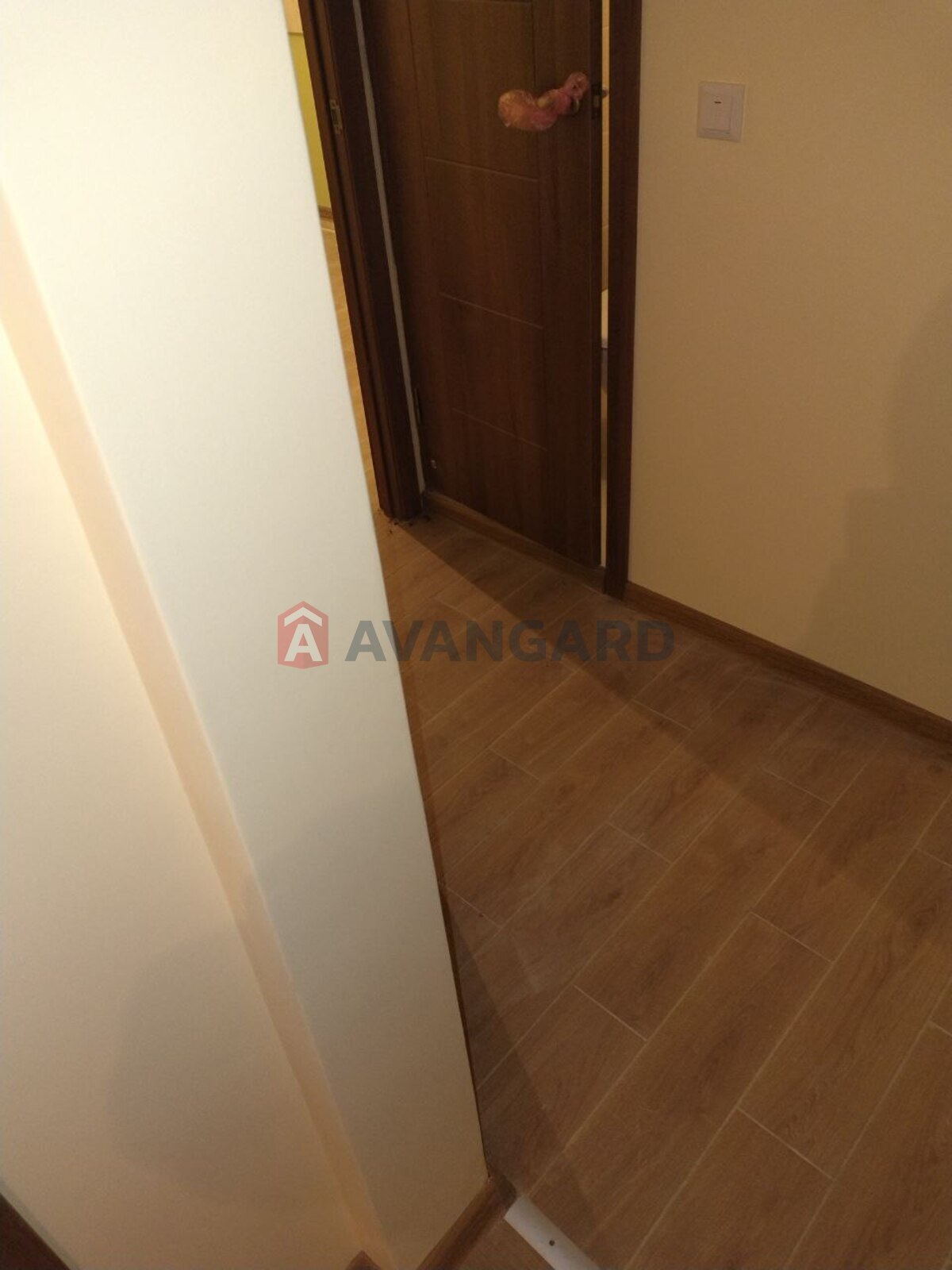 1 ����. ��������, 32/18/8 ��. �., 3/9 ���� ���� 6