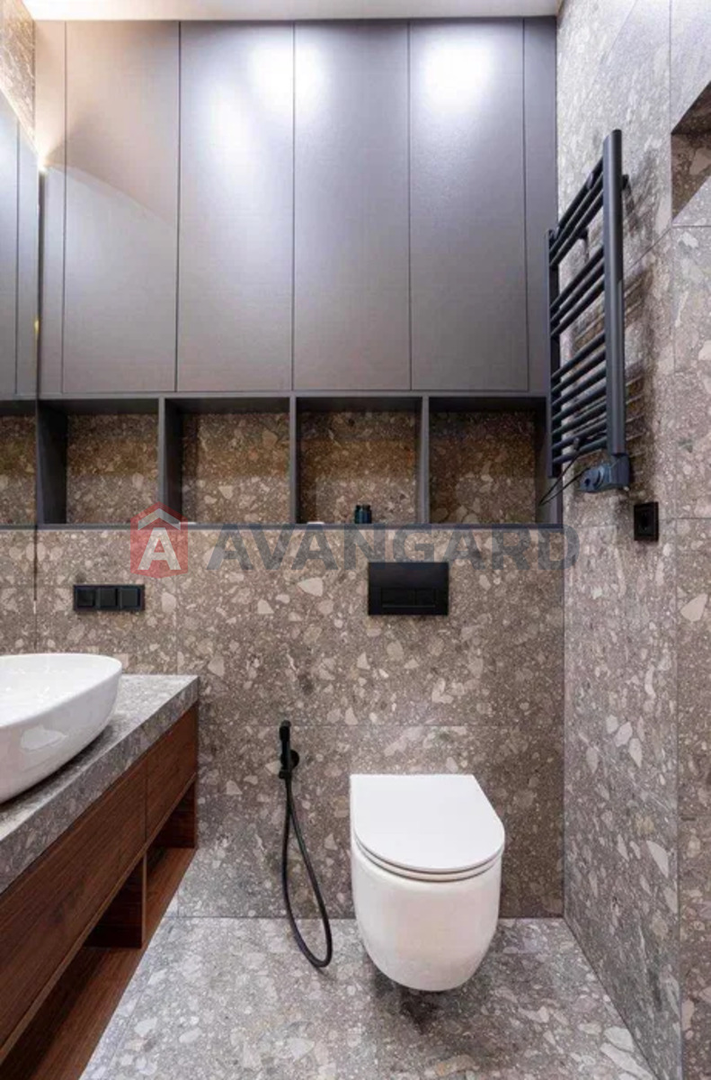 1 ��. ��������, 50/-/22 ��. �., 4/7 ������ ���� 17