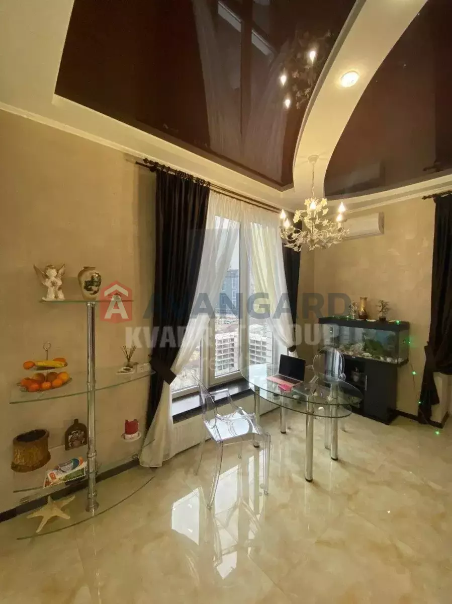 2 ��. ��������, 70/-/- ��. �., 16/17 ������ ���� 6