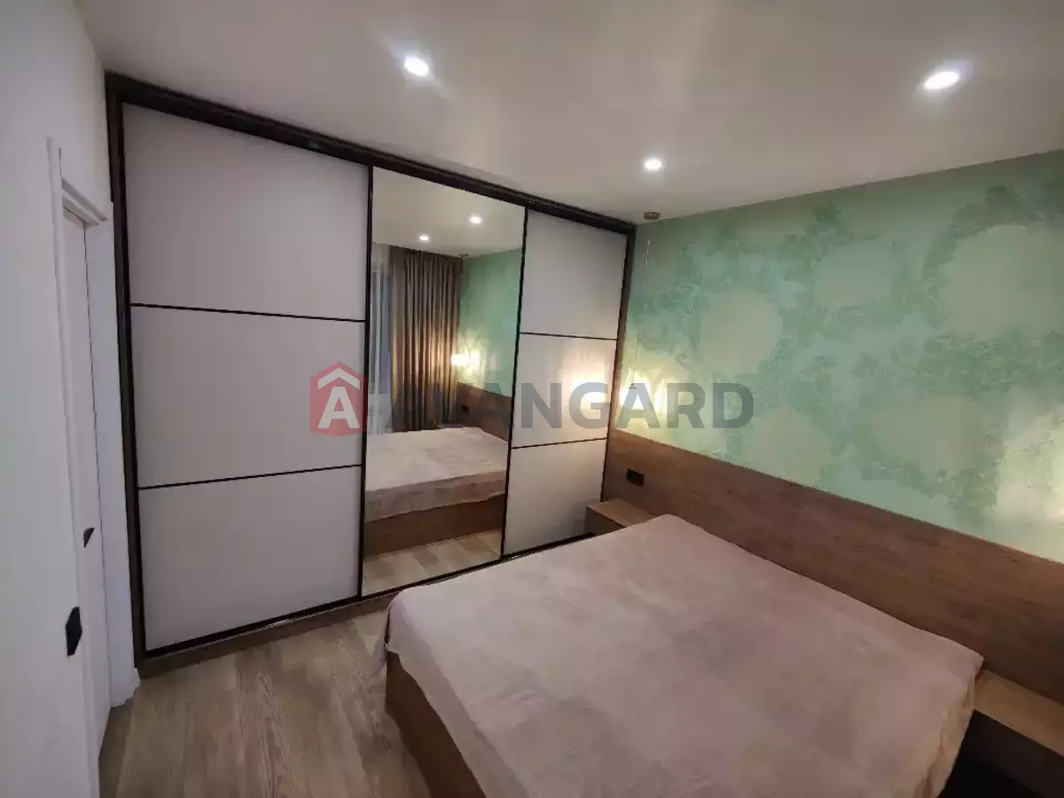 1 ��. ��������, 37/-/15 ��. �., 5/10 ������ ���� 3