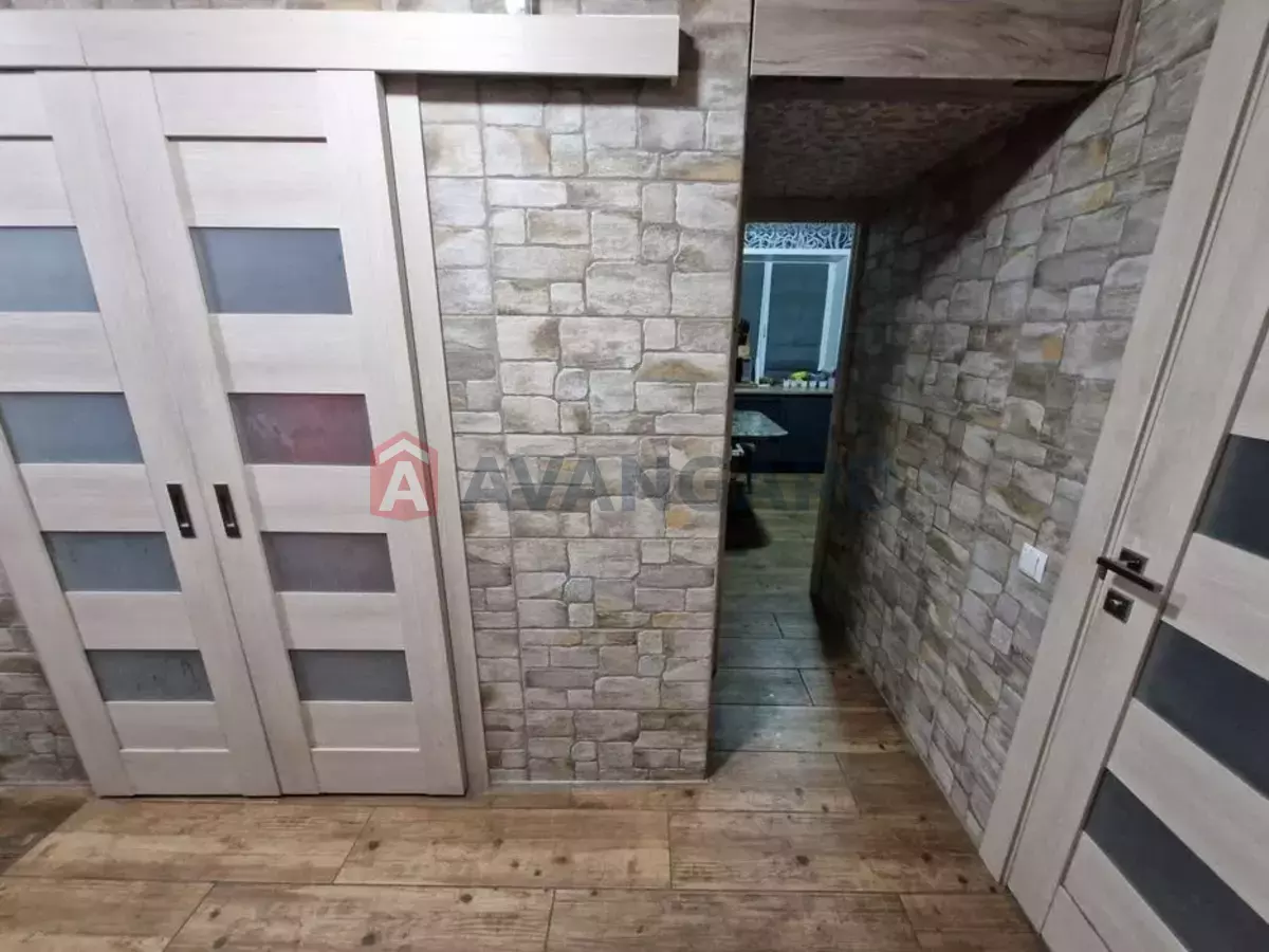 2 ����. ��������, 50/-/8 ��. �., 2/9 ���� ���� 9