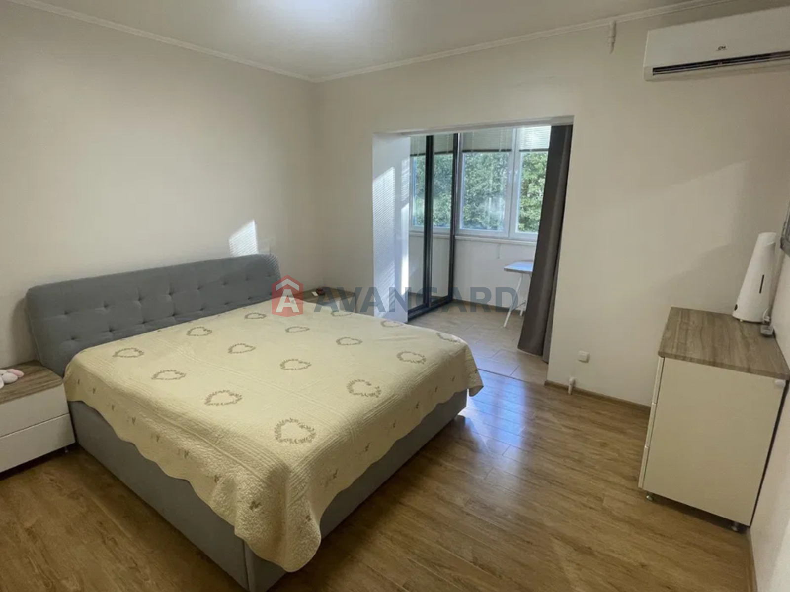 2 ��. ��������, 76/-/14 ��. �., 1/9 ������ ���� 6