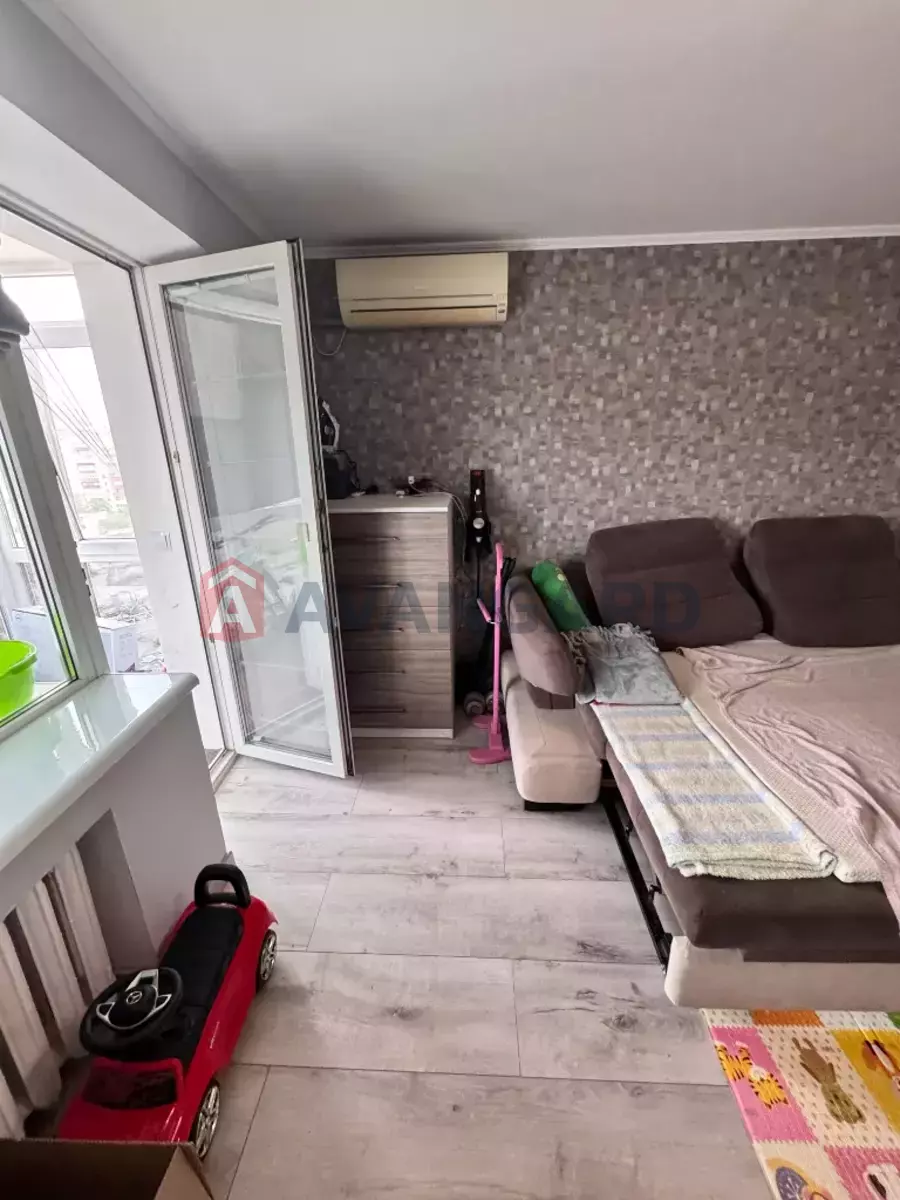 3 . , 67/-/- . ., 10/10   13