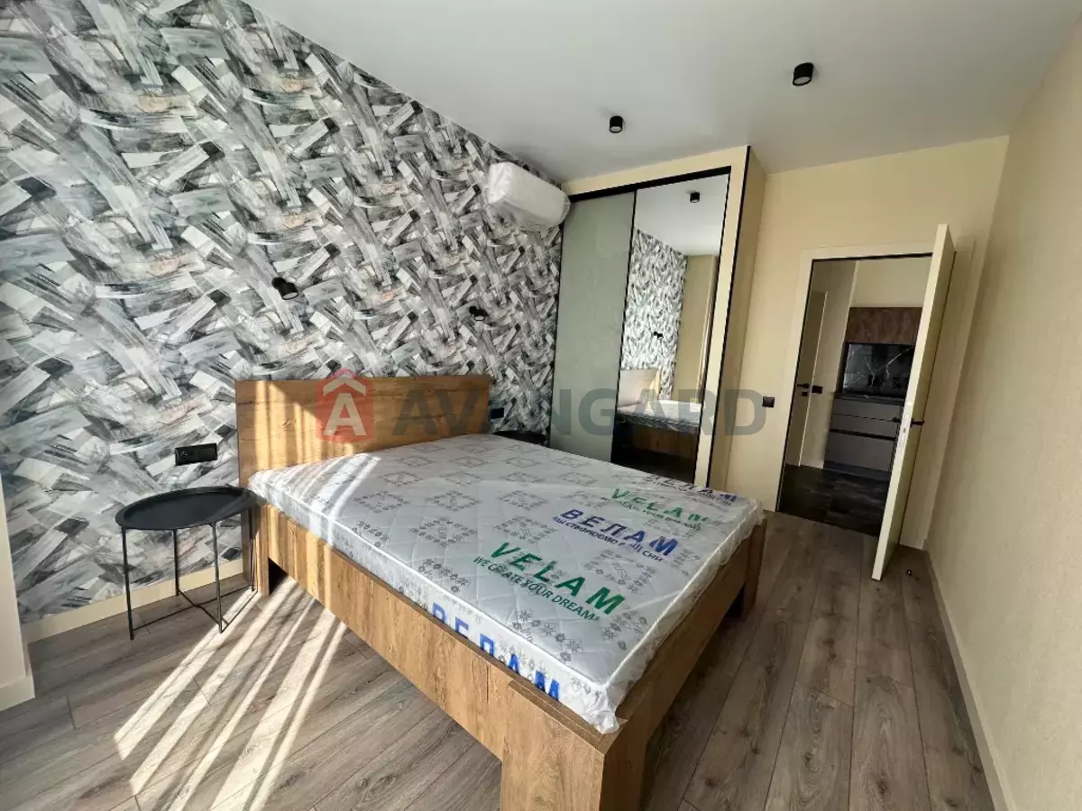 2 ��. ��������, 56/-/- ��. �., 5/25 ������ ���� 4