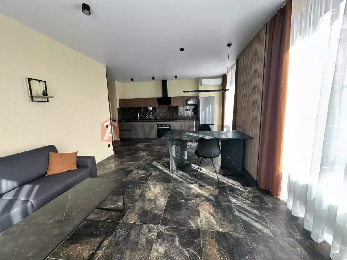 2 ��. ��������, 56/-/- ��. �., 5/25 ������ ���� 7