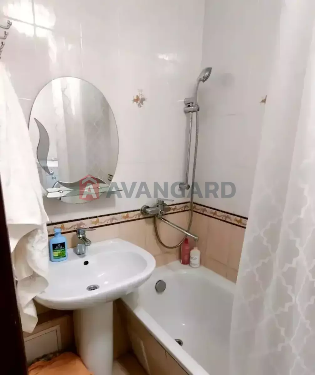 1 ����. ��������, 35/-/- ��. �., 7/9 ���� ���� 6