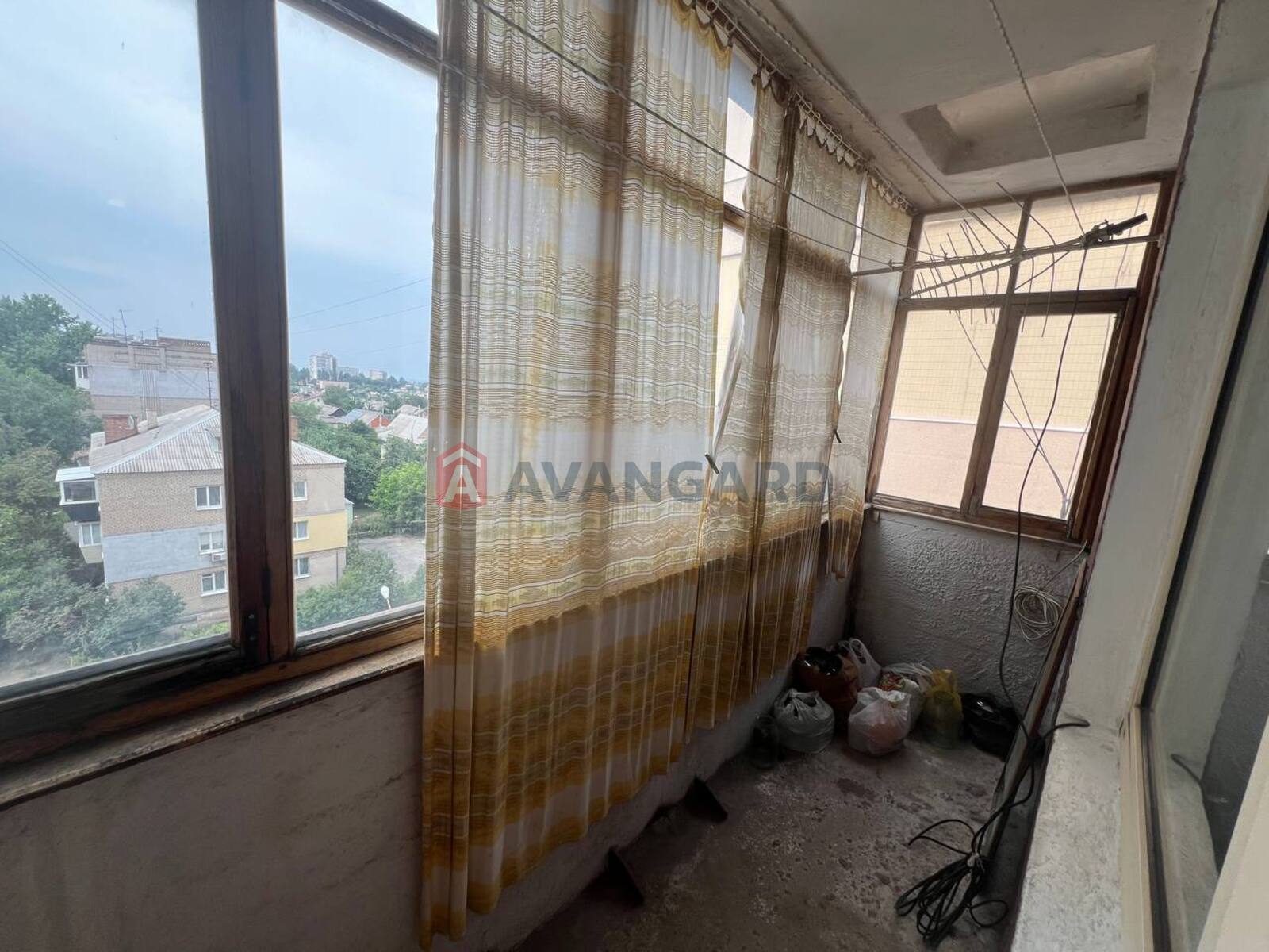 2 . , 52,85/30,6/8,4 . ., 6/9   3