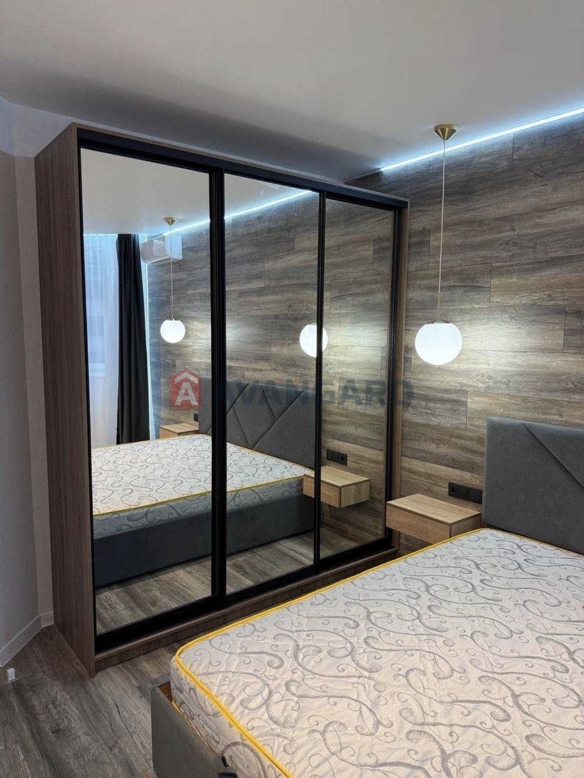 1 ��. ��������, 40/20/18 ��. �., 7/10 ������ ���� 6