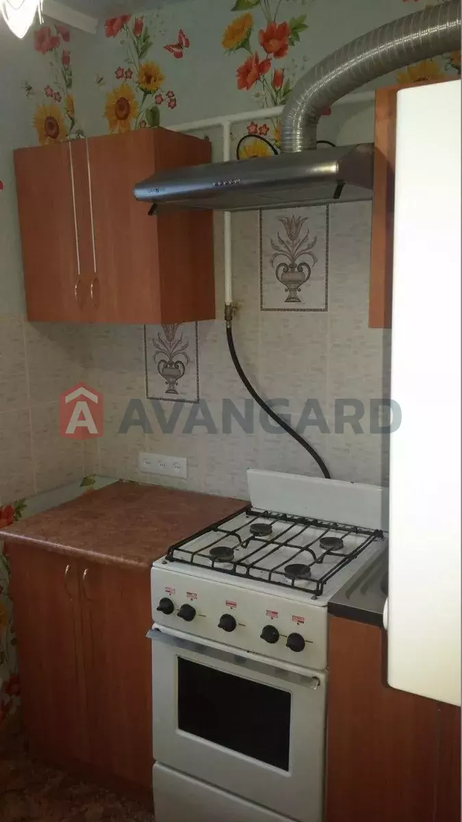 2 ��. ��������, 40/-/8 ��. �., 5/5 ������ ���� 8