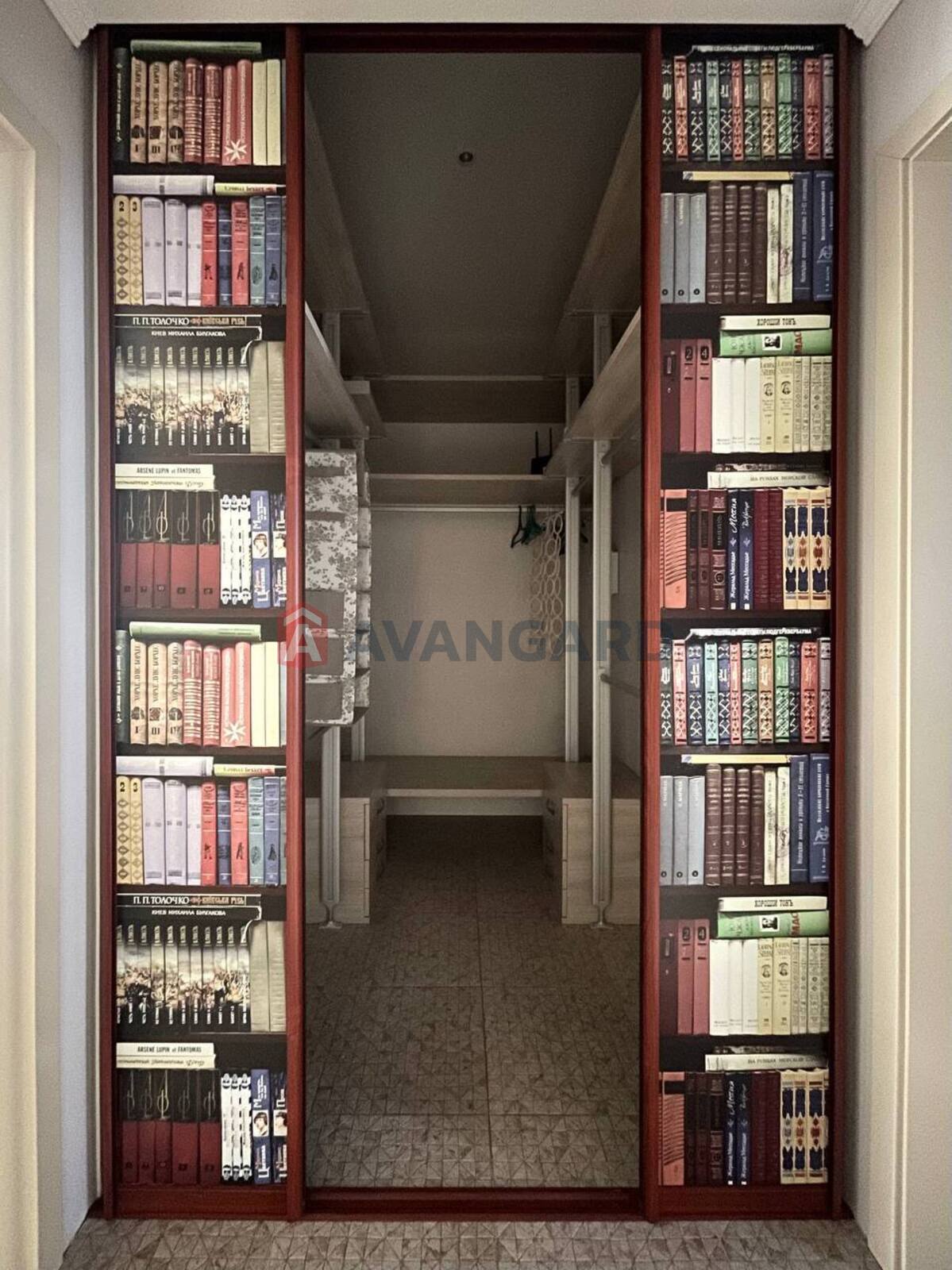 3 ����. ��������, 79.45/50.98/28.9 ��. �., 3/5 ���� ���� 18