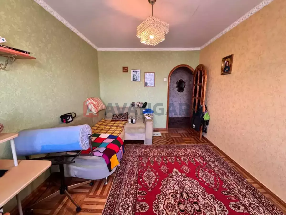 3 ��. ��������, 70/18/10 ��. �., 10/10 ������ ���� 11