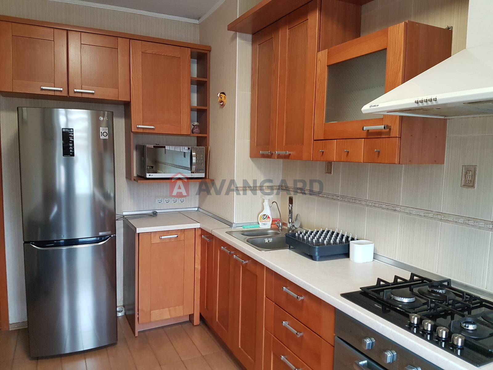 3 ��. ��������, 63/-/10 ��. �., 10/10 ������ ���� 1